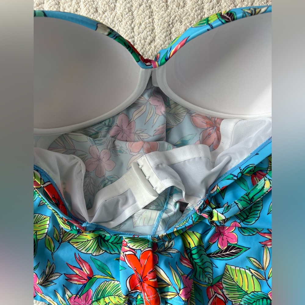 Swim Suits for All Tankini Top - Picture 10 of 15